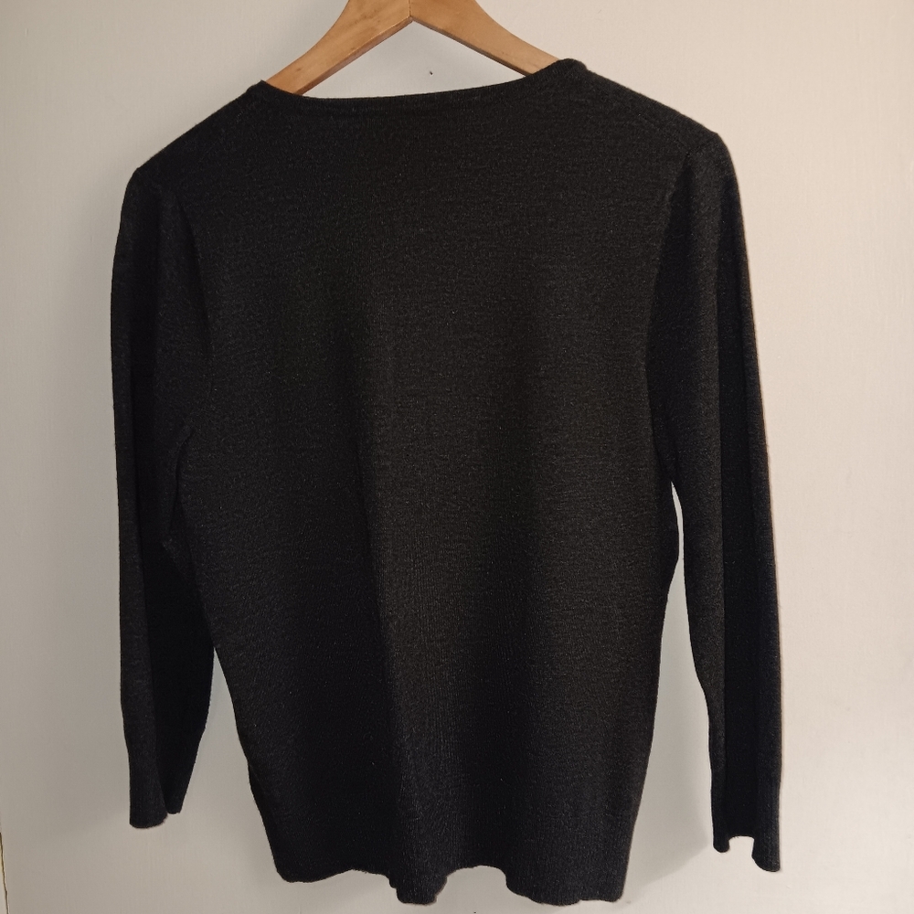 Sweater - Picture 3 of 4